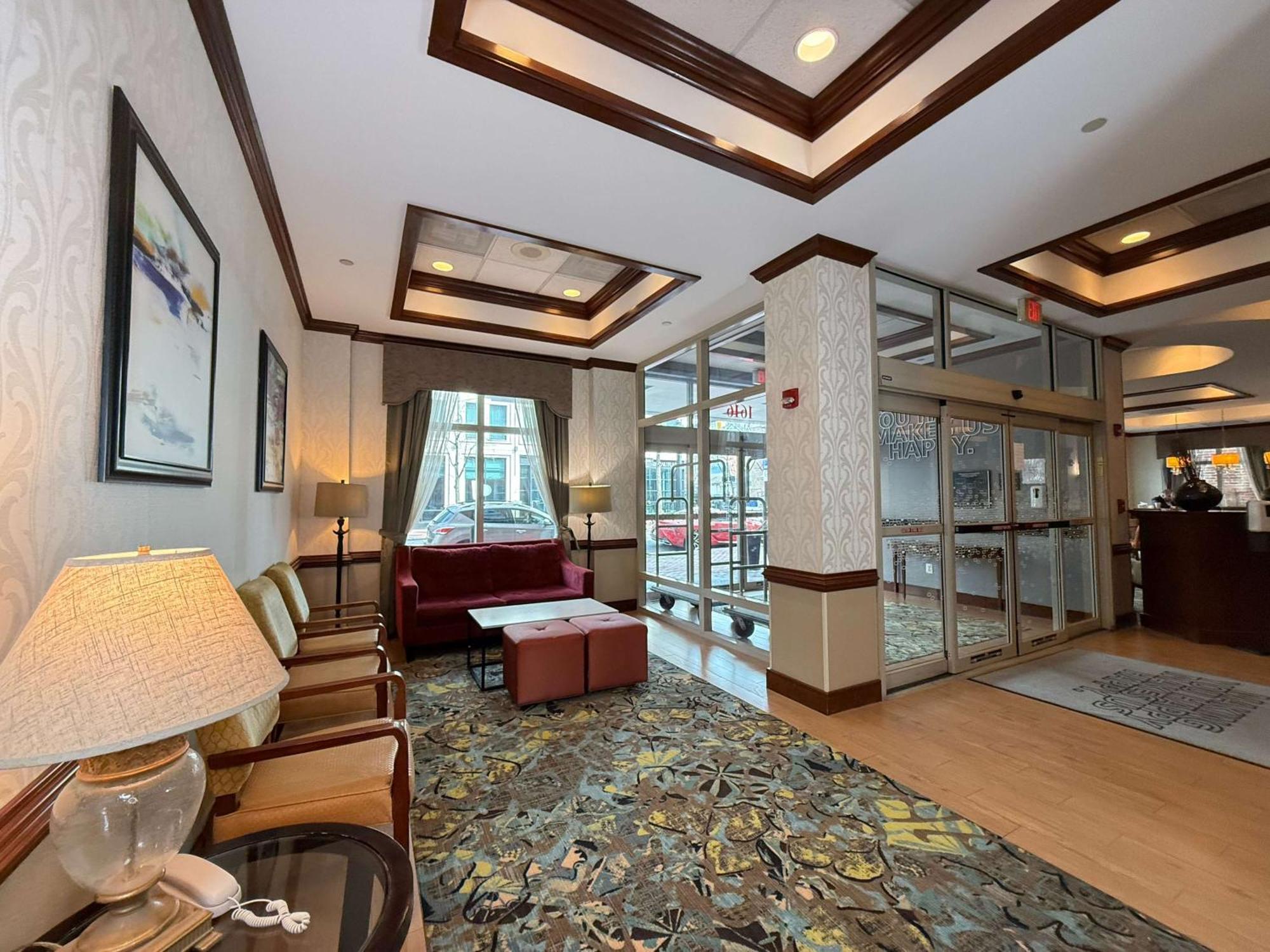 Hampton Inn Alexandria/Old Town Exterior foto