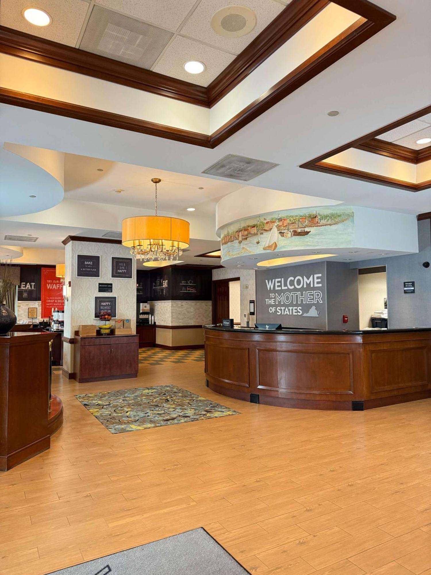 Hampton Inn Alexandria/Old Town Exterior foto